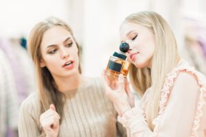 Popularne perfumy damskie które pokochasz na co dzień